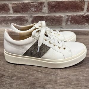 VANELi Yavin Women's White Leather Oxford